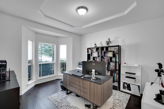 262 Brook Meadow Drive, Midlothian, TX 76065