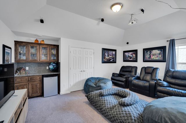 262 Brook Meadow Drive, Midlothian, TX 76065