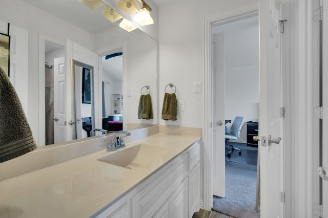 262 Brook Meadow Drive, Midlothian, TX 76065