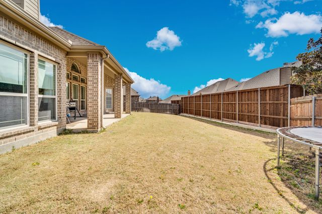 262 Brook Meadow Drive, Midlothian, TX 76065