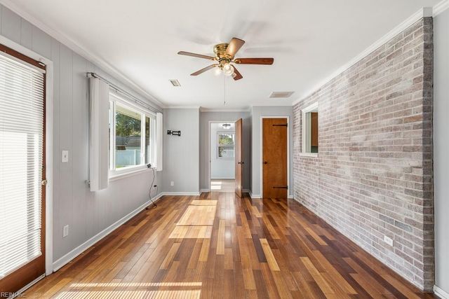 3432 S Crestline DR, Virginia Beach, VA 23464