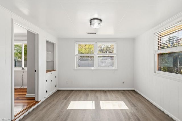 3432 S Crestline DR, Virginia Beach, VA 23464