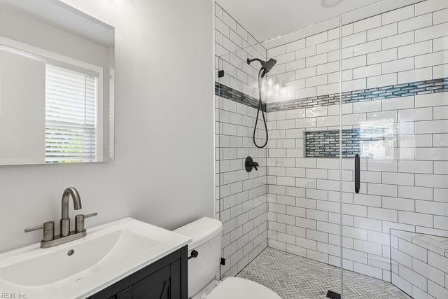 3432 S Crestline DR, Virginia Beach, VA 23464