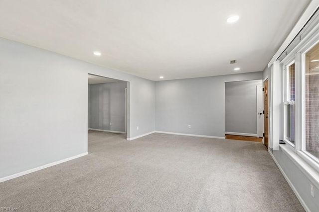 3432 S Crestline DR, Virginia Beach, VA 23464