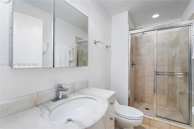 3330 NE 190th Street 1715, Aventura, FL 33180