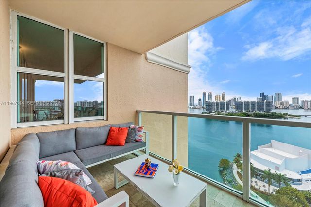 3330 NE 190th Street 1715, Aventura, FL 33180