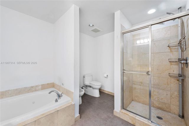 3330 NE 190th Street 1715, Aventura, FL 33180