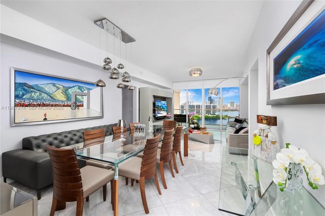 3330 NE 190th Street 1715, Aventura, FL 33180