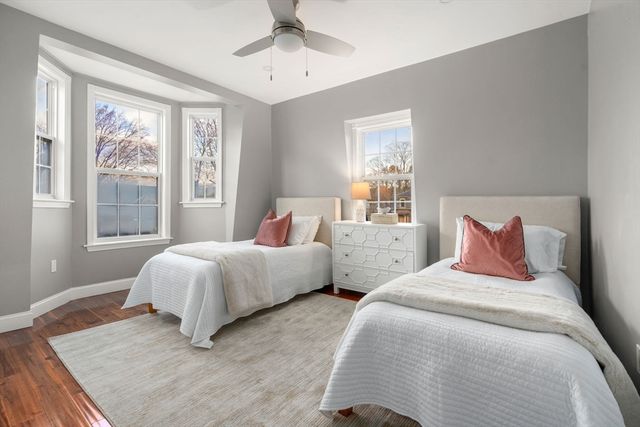 10 Washington Park 2-Left, Newton, MA 02460