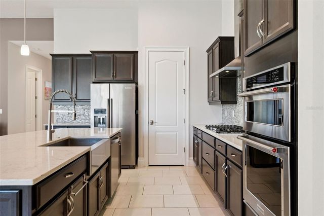 156 STANTON ESTATES CIRCLE, Winter Garden, FL 34787