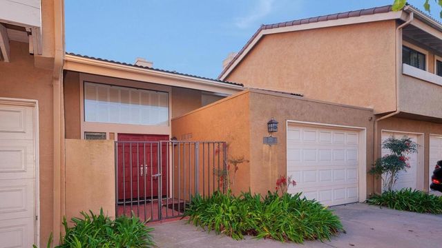2579 Caminito Muirfield, La Jolla, CA 92037