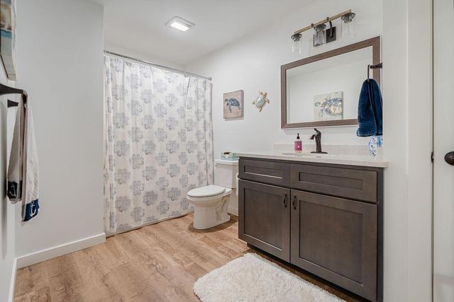 W4936 Battlestone Station ROAD, La Crosse, WI 54601