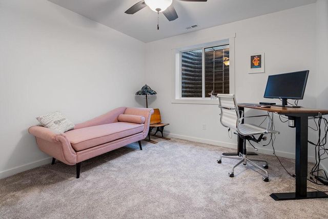 W4936 Battlestone Station ROAD, La Crosse, WI 54601