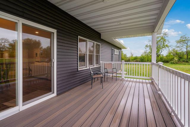 W4936 Battlestone Station ROAD, La Crosse, WI 54601