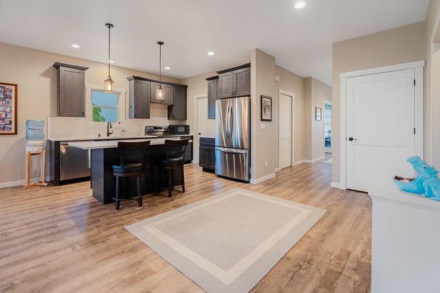 W4936 Battlestone Station ROAD, La Crosse, WI 54601