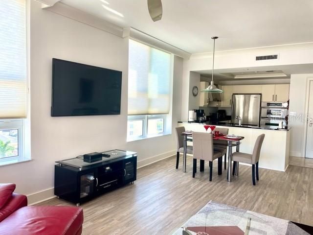 1350 MAIN STREET 909, Sarasota, FL 34236