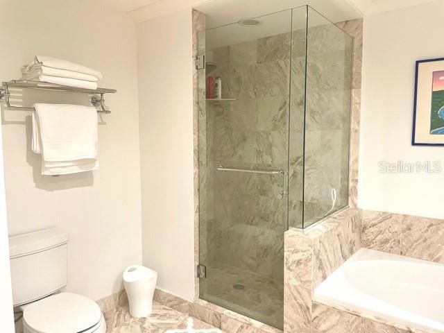 1350 MAIN STREET 909, Sarasota, FL 34236