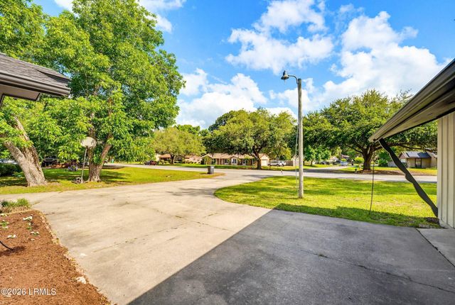3052 Mink Point Boulevard, Beaufort, SC 29902