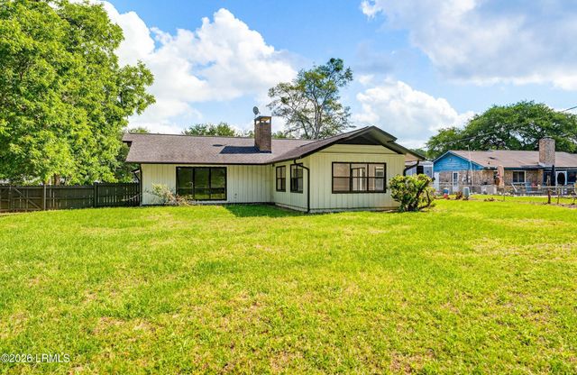 3052 Mink Point Boulevard, Beaufort, SC 29902