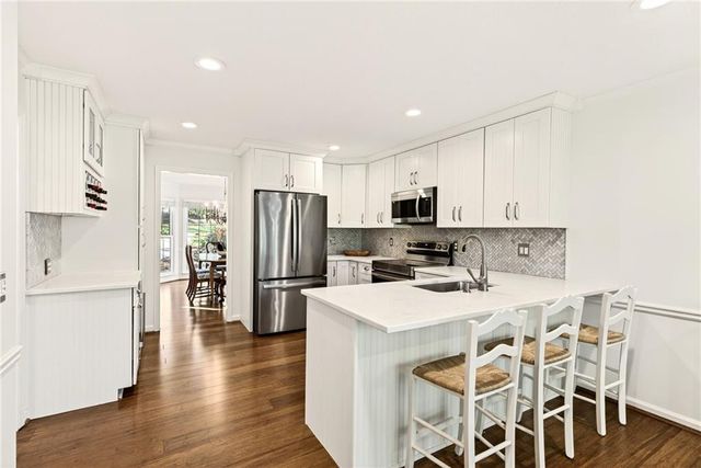 1523 Brookcliff Circle, Marietta, GA 30062