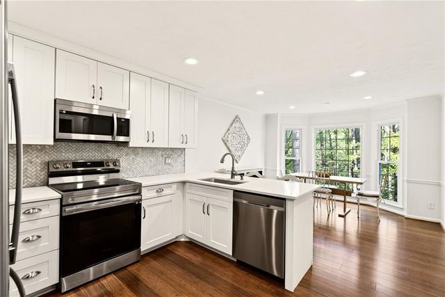 1523 Brookcliff Circle, Marietta, GA 30062