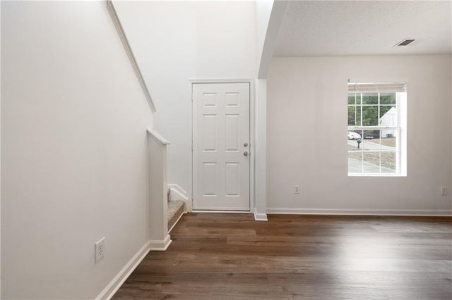 6823 Merrywood Drive, Fairburn, GA 30213