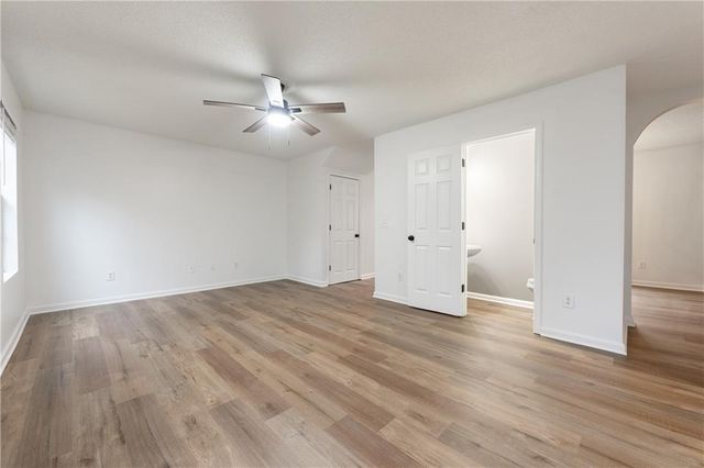 6823 Merrywood Drive, Fairburn, GA 30213