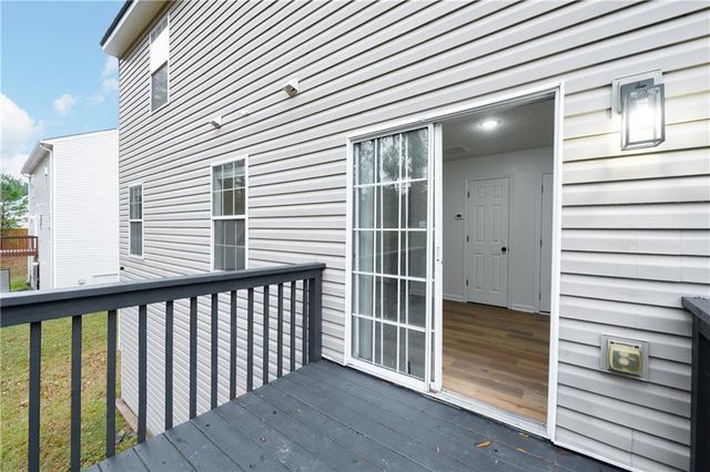 6823 Merrywood Drive, Fairburn, GA 30213