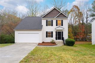 6823 Merrywood Drive, Fairburn, GA 30213