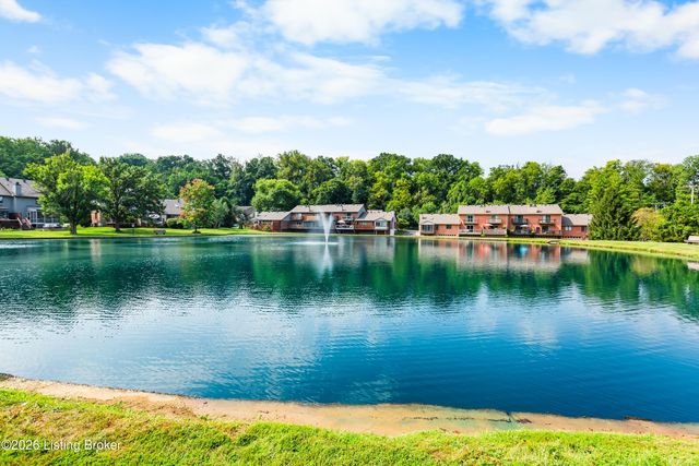 5602 Harrods Cove C1, Prospect, KY 40059