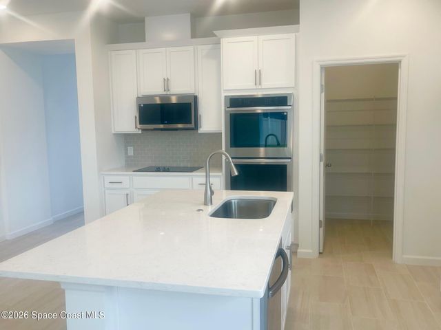 768 Soleway Avenue NW, Palm Bay, FL 32907