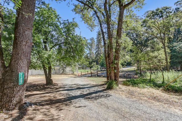 1120 Grange Rd, Meadow Vista, CA 95722