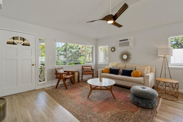 17 Laenui Pl, Paia, HI 96779