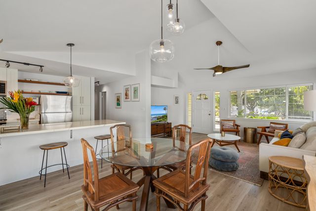 17 Laenui Pl, Paia, HI 96779
