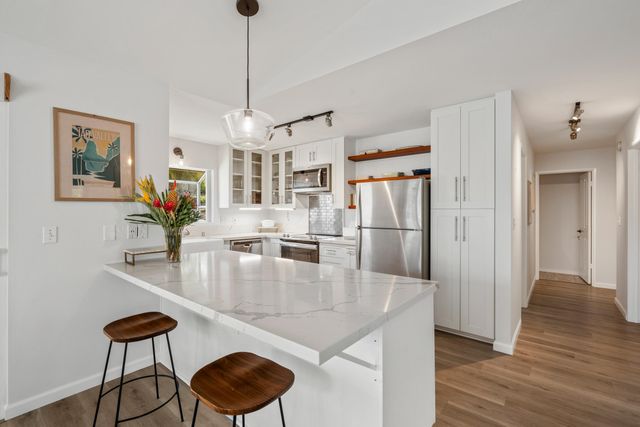 17 Laenui Pl, Paia, HI 96779