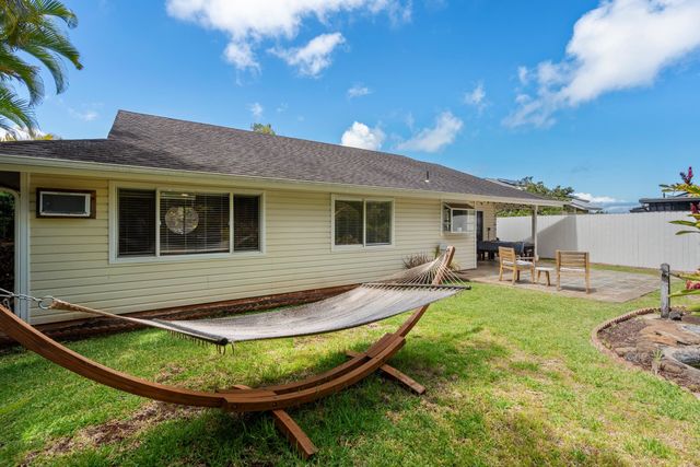 17 Laenui Pl, Paia, HI 96779