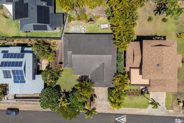 17 Laenui Pl, Paia, HI 96779