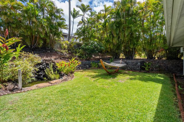 17 Laenui Pl, Paia, HI 96779