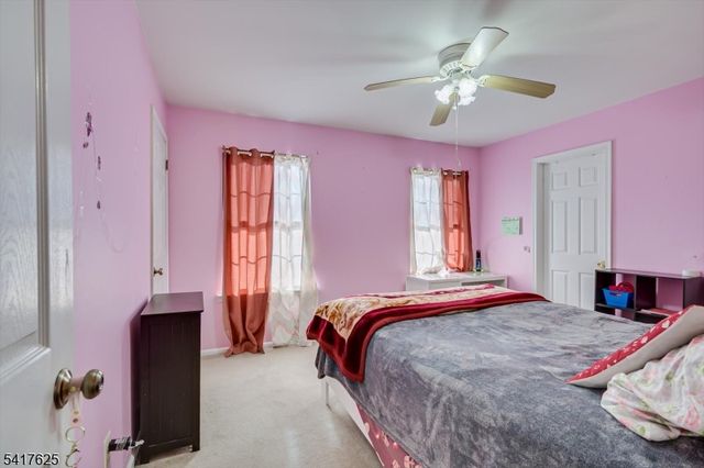 1704 Deerfield Dr, Edison Twp., NJ 08820