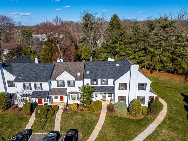 1704 Deerfield Dr, Edison Twp., NJ 08820