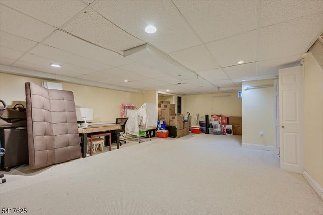 1704 Deerfield Dr, Edison Twp., NJ 08820