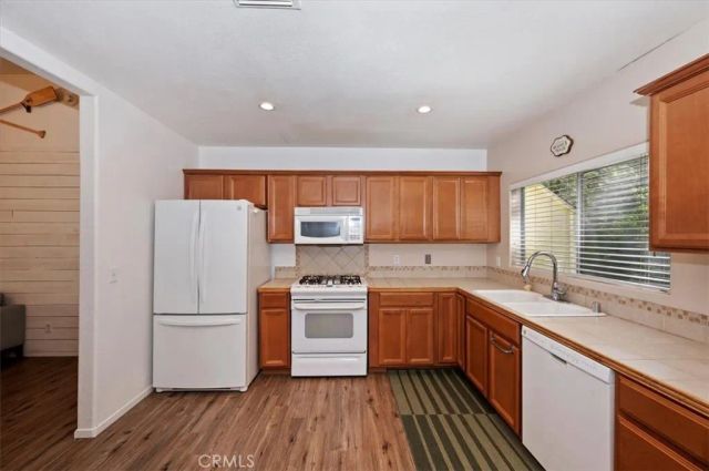 23938 Park, Crestline, CA 92325