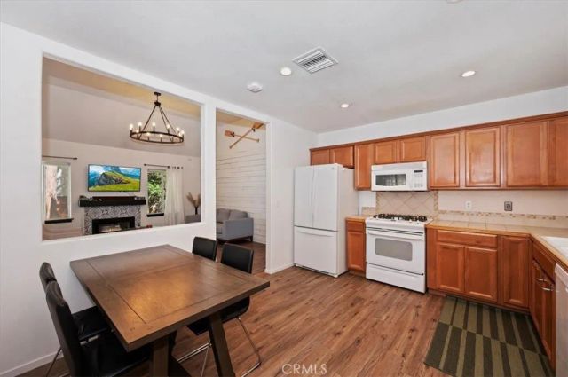 23938 Park, Crestline, CA 92325