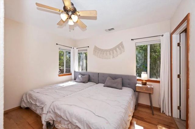 23938 Park, Crestline, CA 92325