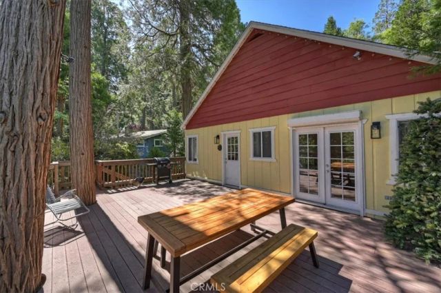 23938 Park, Crestline, CA 92325