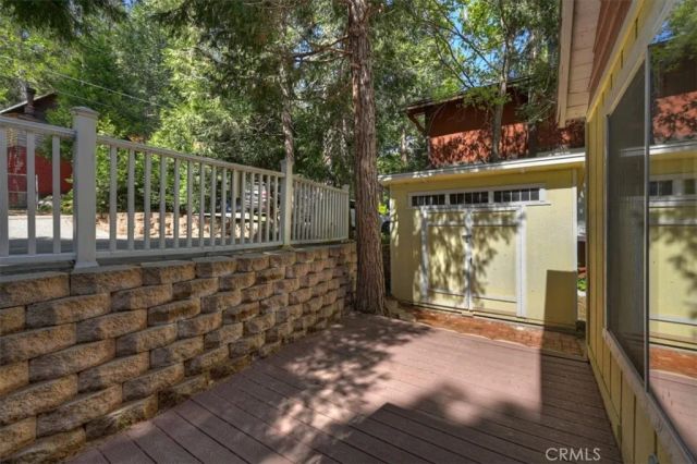 23938 Park, Crestline, CA 92325