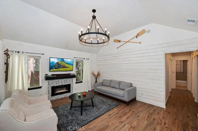 23938 Park, Crestline, CA 92325