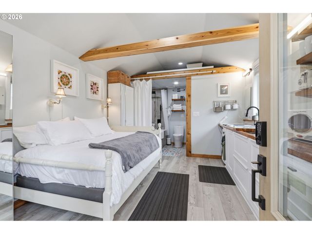 6231 Ne GOING St, Portland, OR 97218