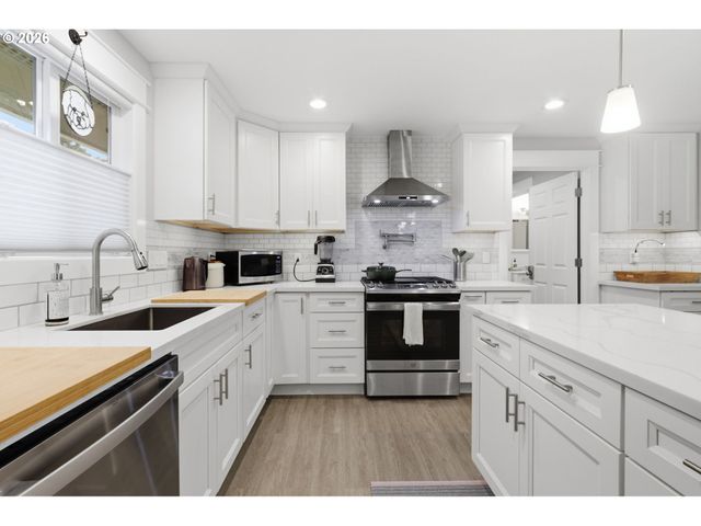 6231 Ne GOING St, Portland, OR 97218
