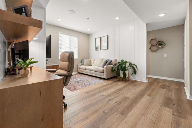 13085 Olympus Circle 1, Poway, CA 92064